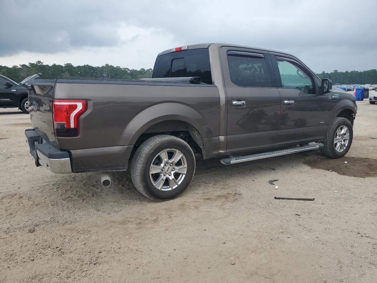 FORD F-150 SUPERCREW