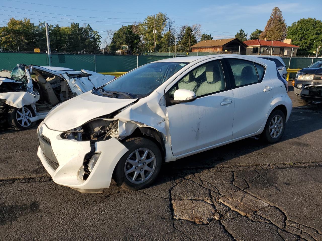 TOYOTA PRIUS C