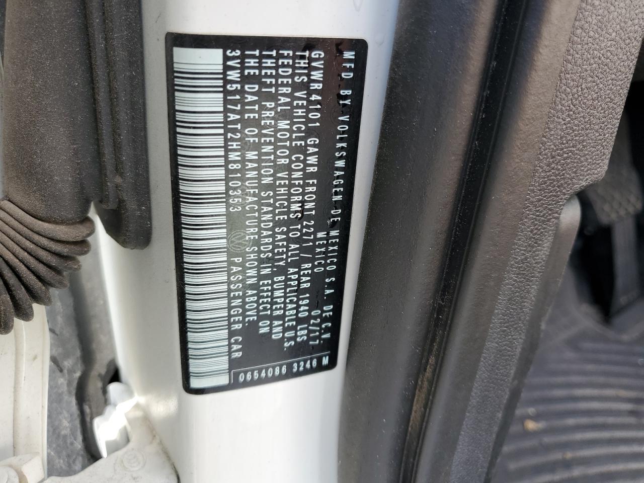 VOLKSWAGEN BEETLE S/SE