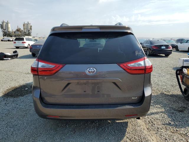2017 TOYOTA SIENNA XLE - 5TDYZ3DC7HS847637