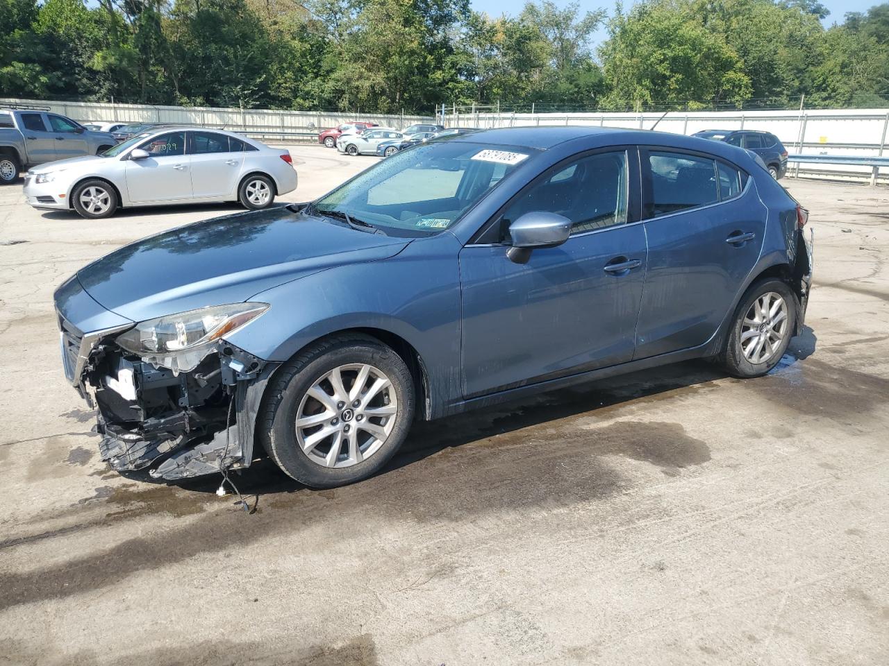 MAZDA 3 TOURING