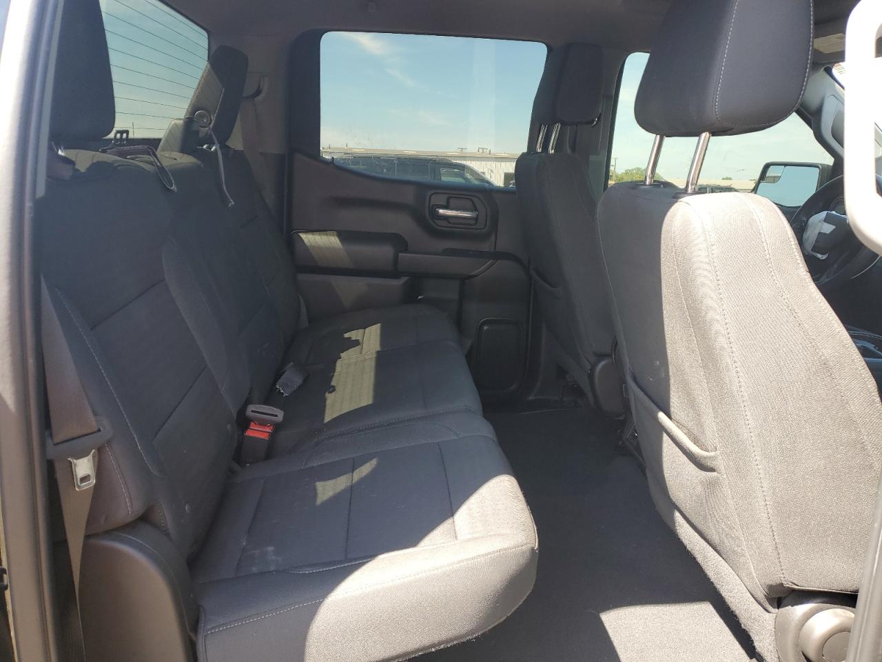 CHEVROLET SILVERADO C1500 CUSTOM