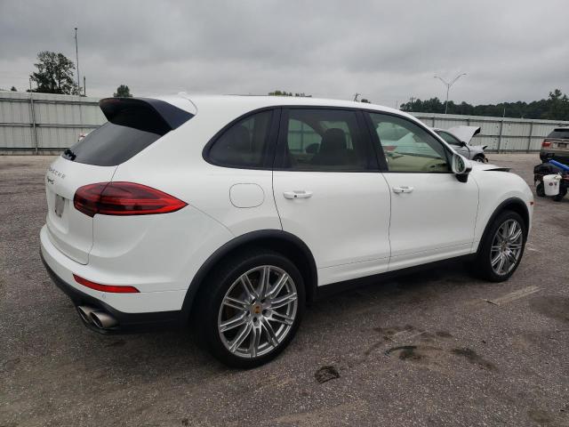 2017 PORSCHE CAYENNE S WP1AB2A26HLA52025