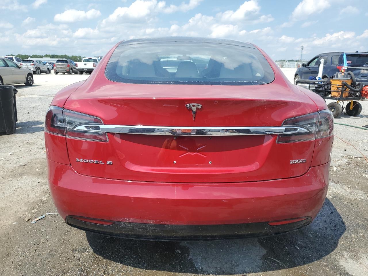 TESLA MODEL S