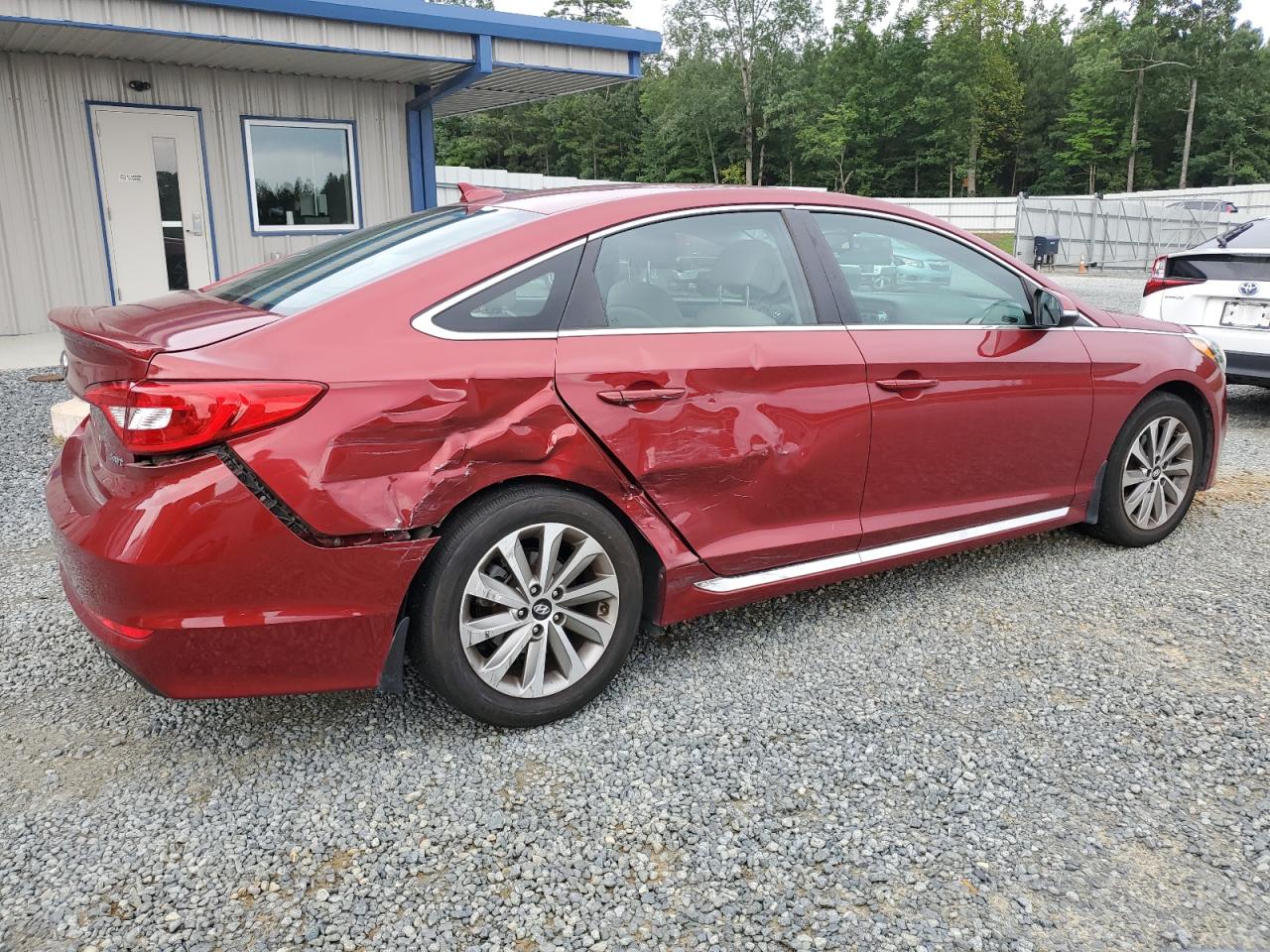 HYUNDAI SONATA SPORT