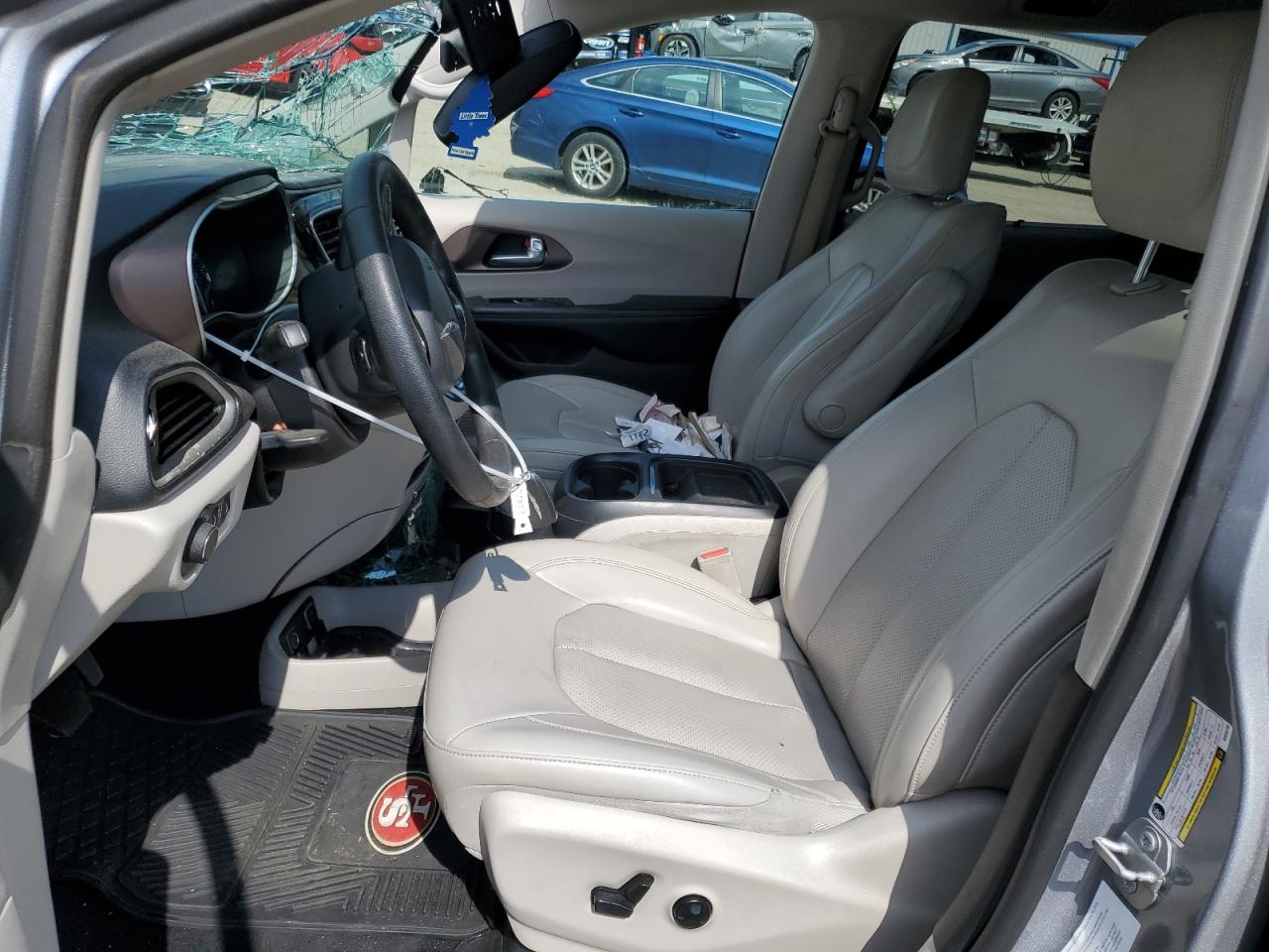 CHRYSLER VOYAGER LXI