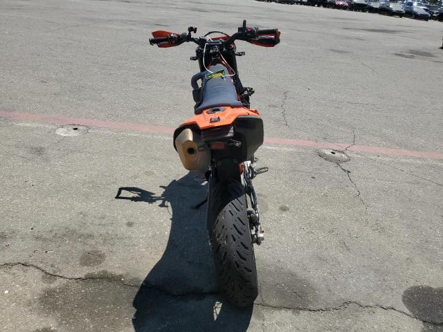 2023 KTM 690 SMC R VBKLSV405PM743348