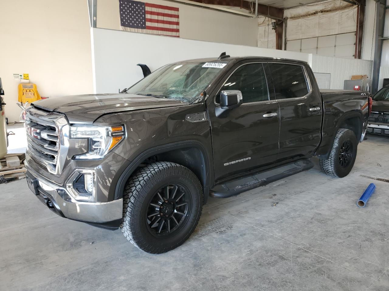 GMC SIERRA K1500 SLT
