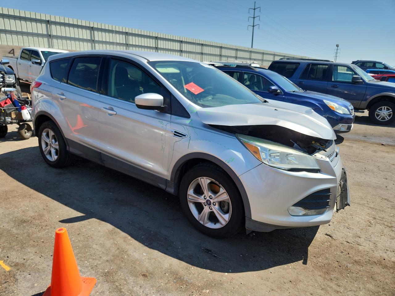 FORD ESCAPE SE