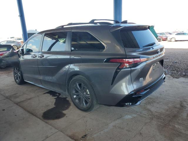 2022 TOYOTA SIENNA XSE 5TDXRKEC5NS105687