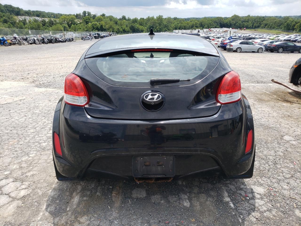 HYUNDAI VELOSTER