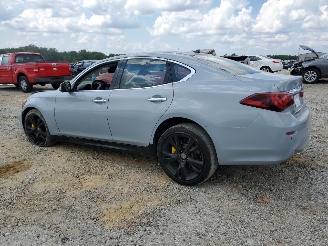 INFINITI Q70 3.7 LUXE