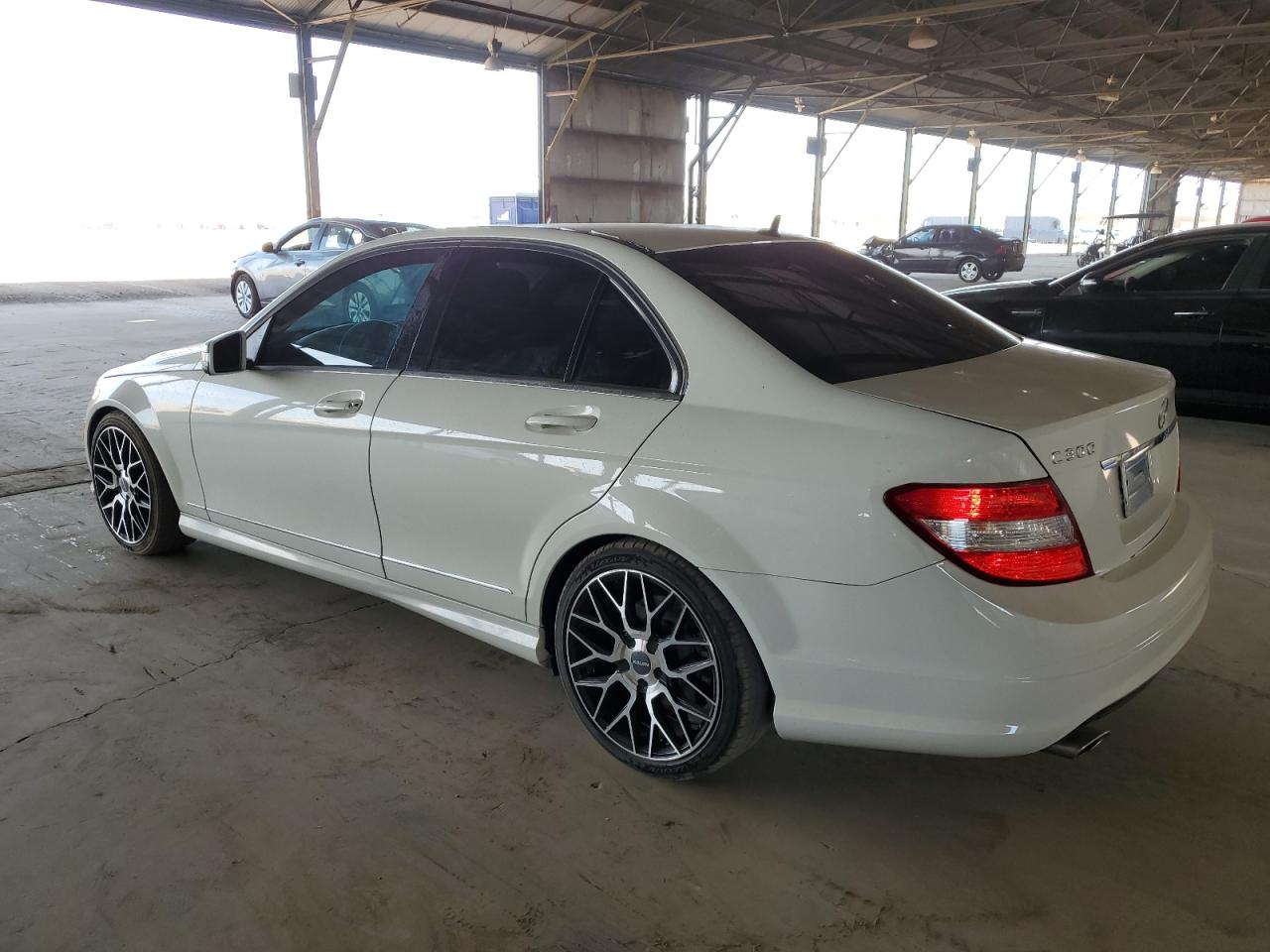 MERCEDES-BENZ C-CLASS 300