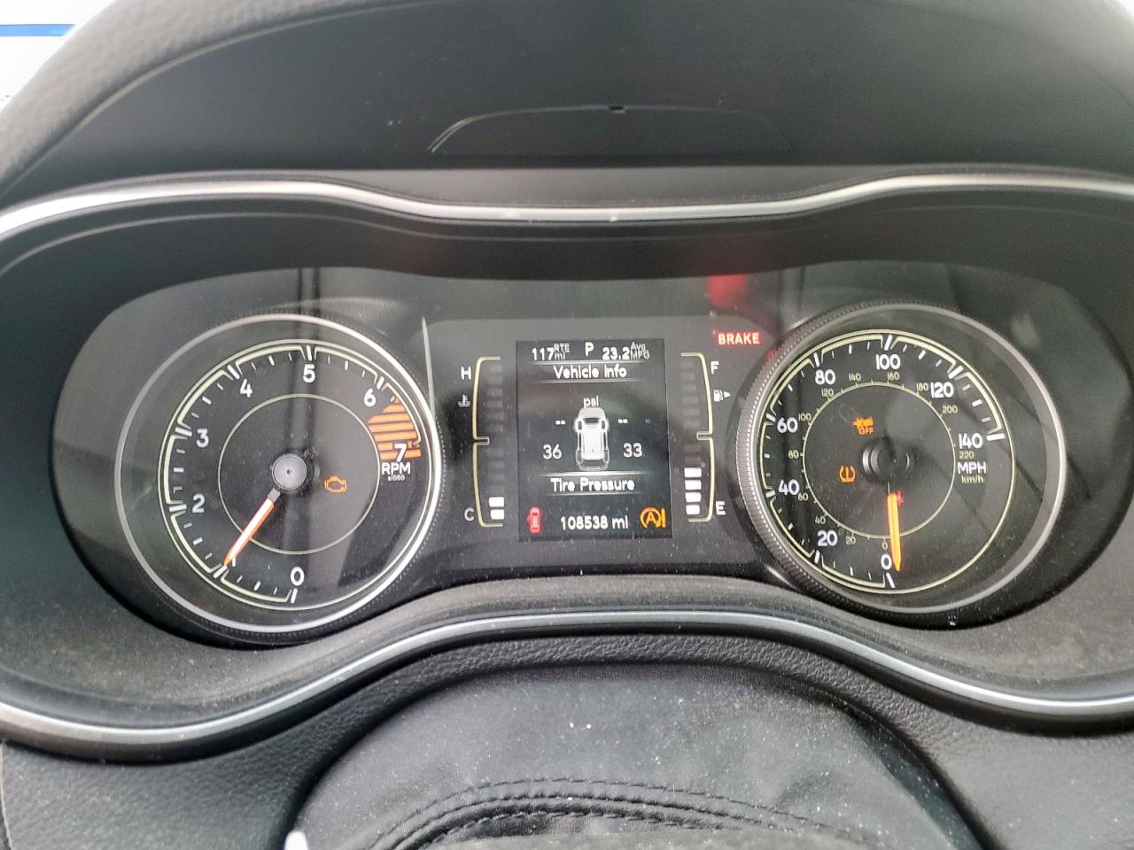 JEEP GRAND CHEROKEE LATITUDE PLUS