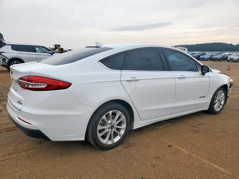 2019 FORD FUSION SE - 3FA6P0LU0KR137713