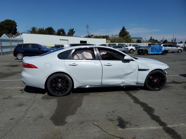 2016 JAGUAR XF S SAJBG4BV7GCY06271