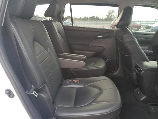 2021 TOYOTA HIGHLANDER XLE 5TDGZRAH8MS054159