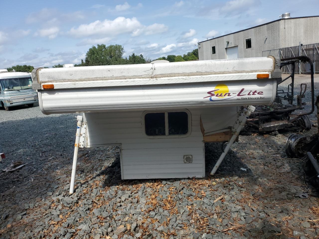 Lot #3273928786 2002 SUNLINE SUNBIRDIII