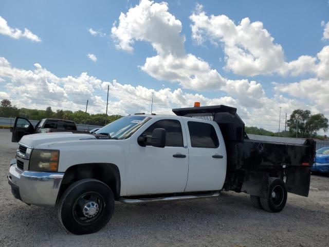 CHEVROLET SILVERADO 2008 white crew pic gas 1GBJC33K68F181676 photo #1