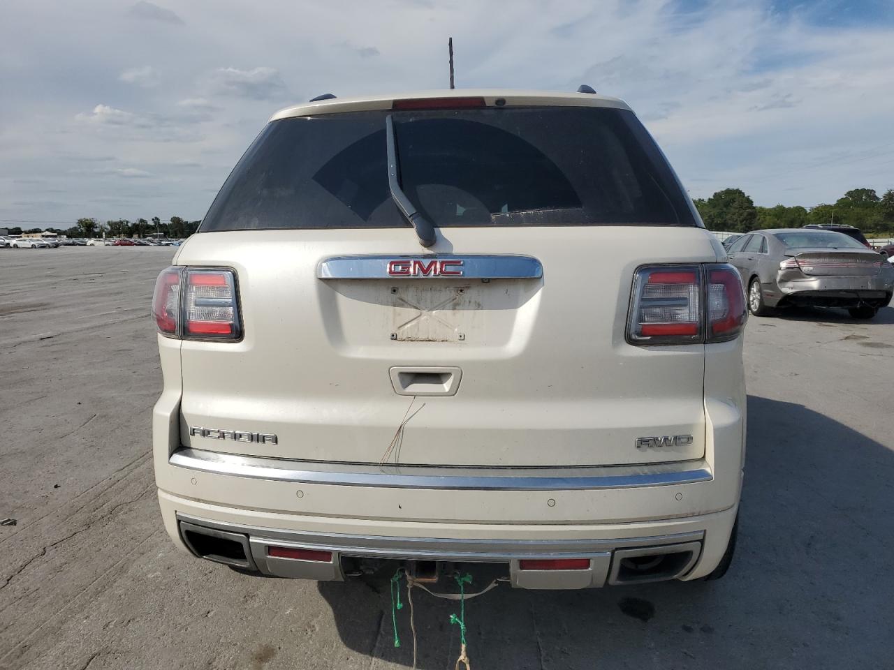 GMC ACADIA DENALI