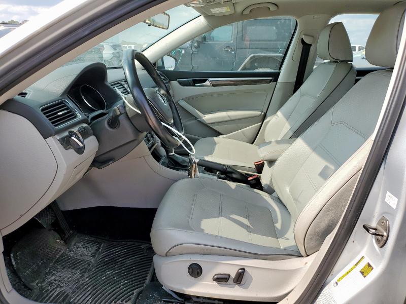 2017 VOLKSWAGEN PASSAT SE 1VWBT7A33HC000874