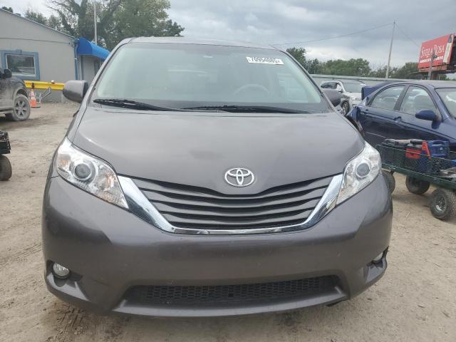 2013 TOYOTA SIENNA XLE - 5TDYK3DC2DS370341