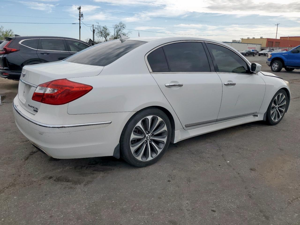 HYUNDAI GENESIS 5.0L