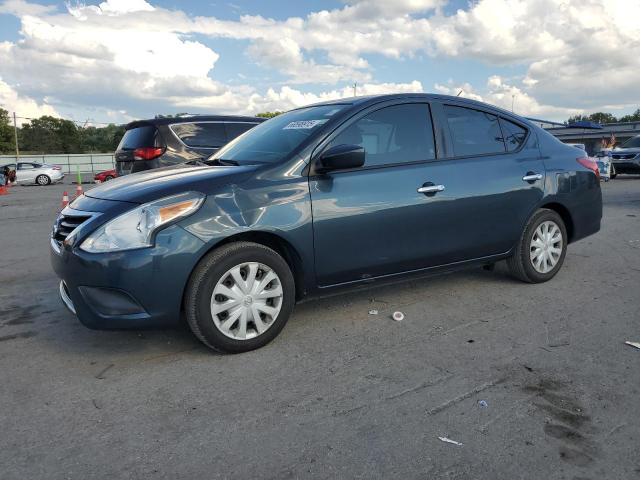 NISSAN VERSA S