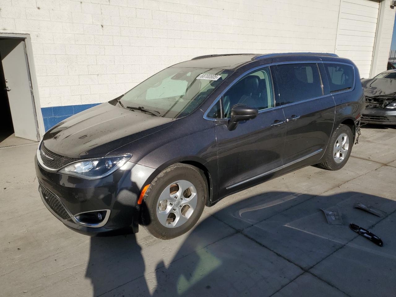 CHRYSLER PACIFICA TOURING L PLUS