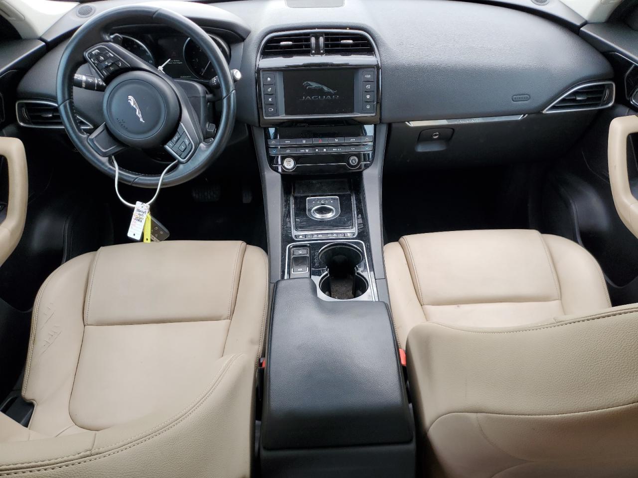 JAGUAR F-PACE PREMIUM