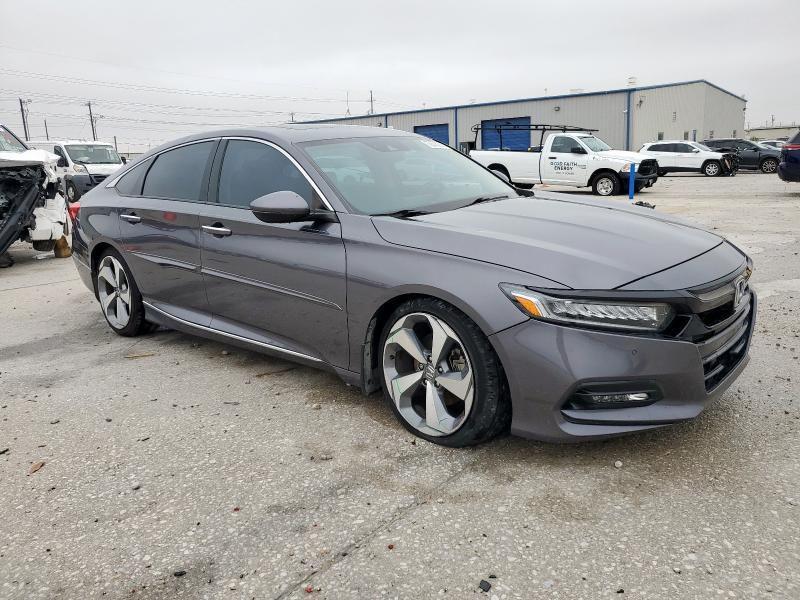 2018 HONDA ACCORD TOU 1HGCV2F99JA051218