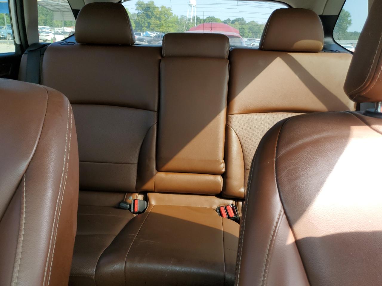 SUBARU OUTBACK TOURING