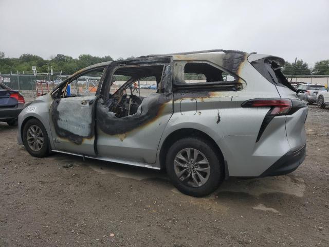 2021 TOYOTA SIENNA LE - 5TDKRKEC4MS068009