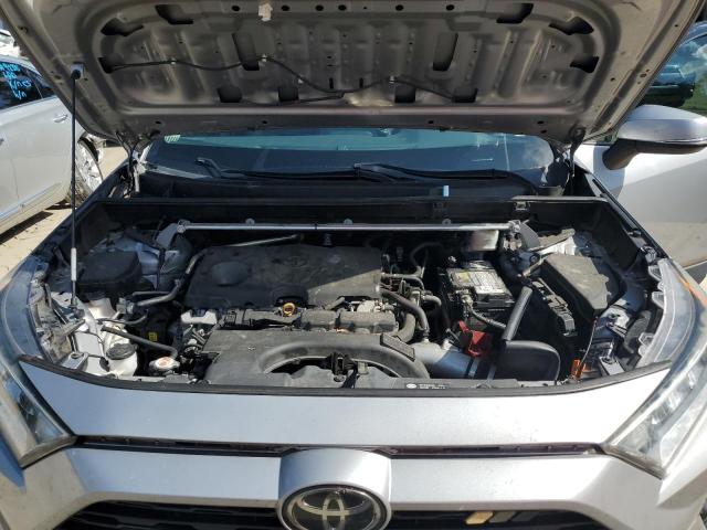 2019 TOYOTA RAV4 XLE 2T3W1RFV3KW028419
