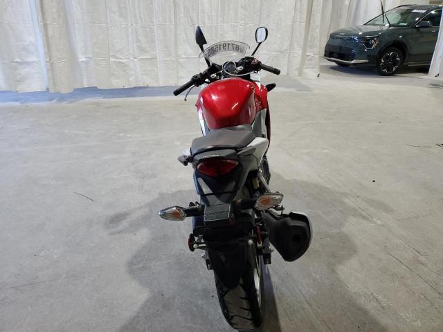 2011 HONDA CBR250 R MLHMC4112B5001564