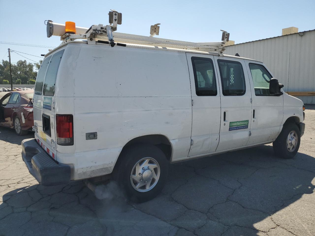 FORD ECONOLINE E250 VAN