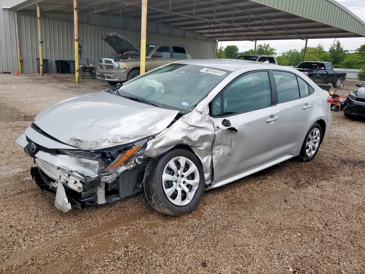 TOYOTA COROLLA LE