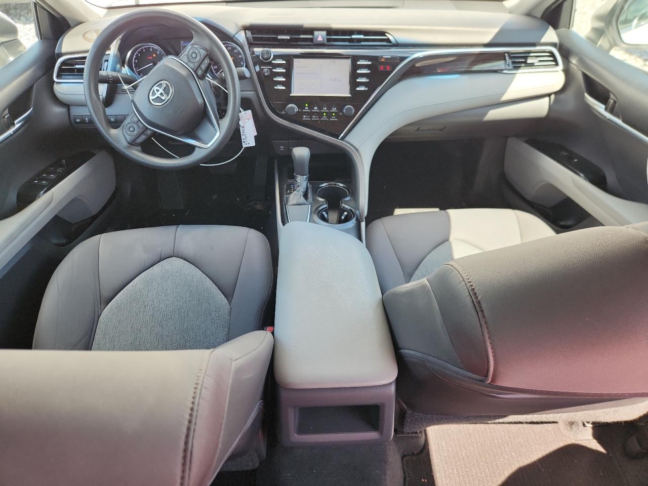 TOYOTA CAMRY L