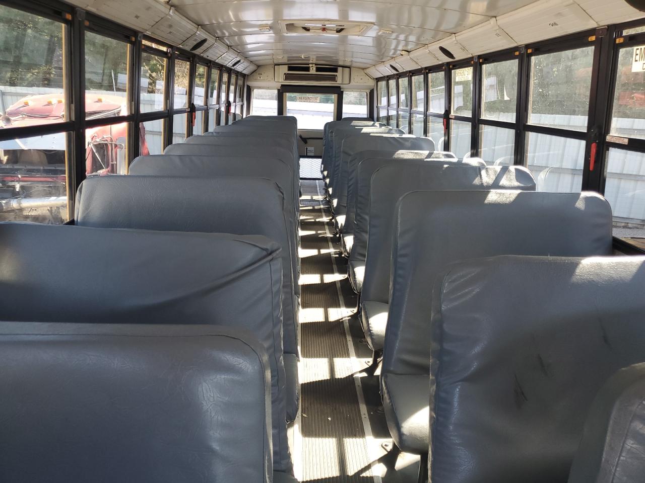 Lot #3301801328 2014 FREIGHTLINER CHASSIS B2