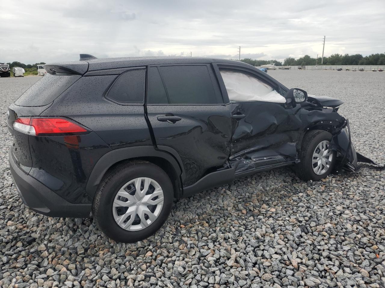 TOYOTA COROLLA CROSS L