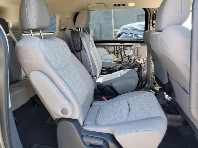 2023 TOYOTA SIENNA LE 5TDKRKEC0PS152073