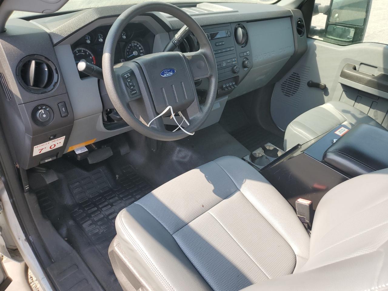 FORD F-250 SUPER DUTY