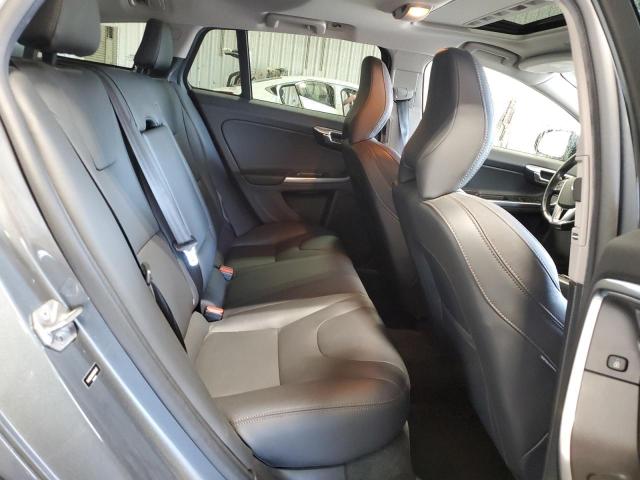 2016 VOLVO V60 CROSS YV4612HM2G1006412