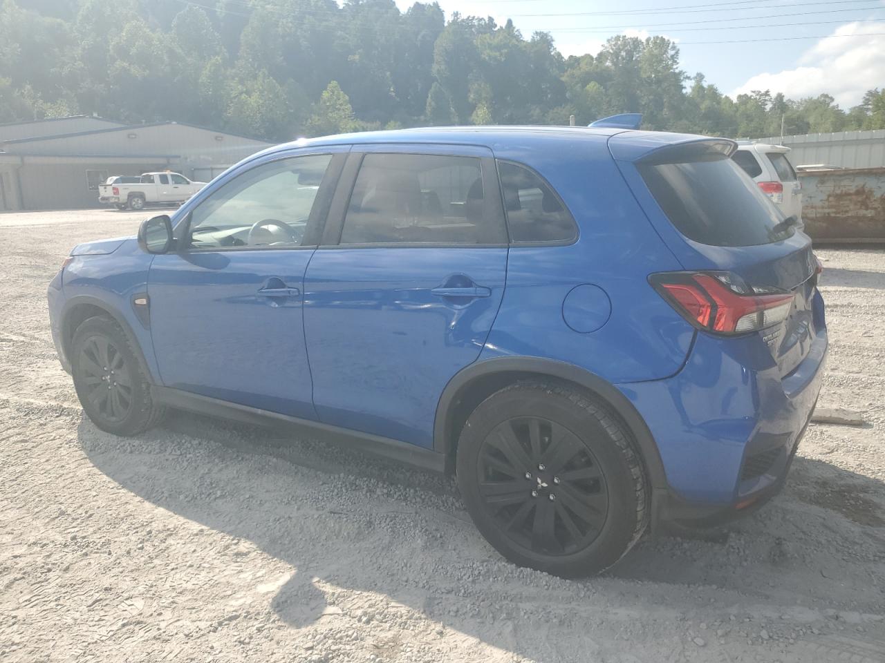 MITSUBISHI OUTLANDER ES