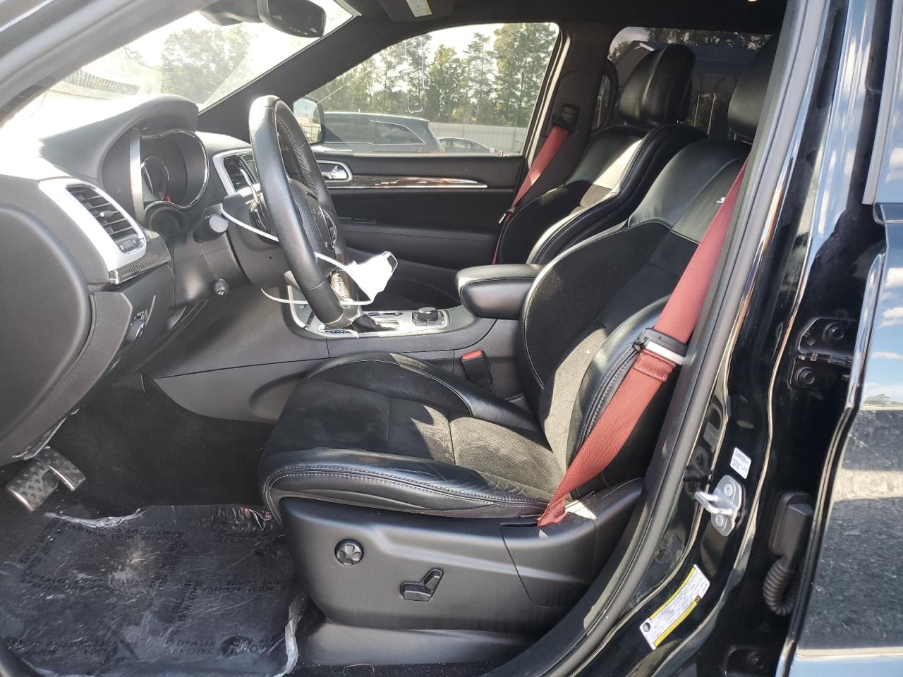 JEEP GRAND CHEROKEE SRT-8