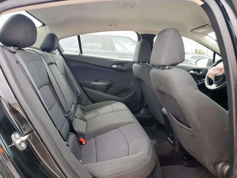 2018 CHEVROLET CRUZE LT 1G1BE5SM3J7171124