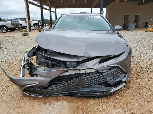 2021 TOYOTA CAMRY LE - 4T1C31AK3MU563886