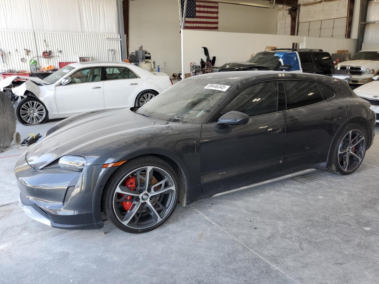 PORSCHE TAYCAN CROSS TURISMO