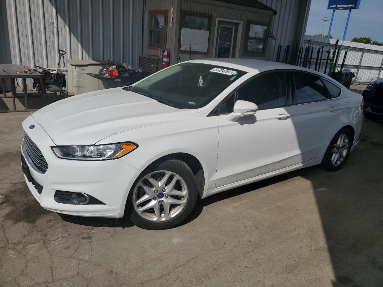 FORD FUSION SE