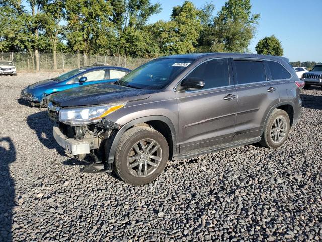 TOYOTA HIGHLANDER